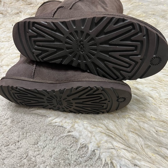 UGG Classic Tall Boot - Picture 2 of 3